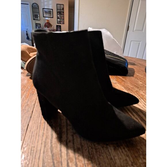 Dream Pairs Sianna black faux suede chunky heel pointed toe ankle boots 8.5 - Picture 1 of 5